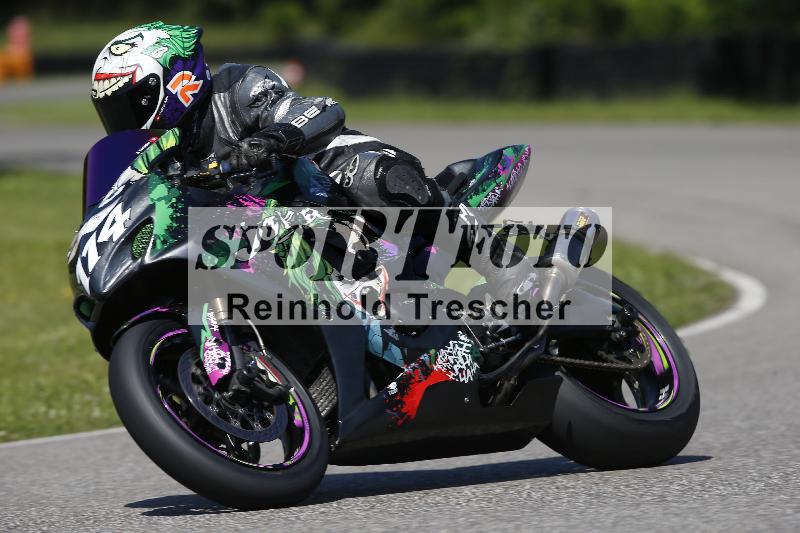 /Archiv-2024/29 12.06.2024 MOTO.CH Track Day ADR/Gruppe blau/114